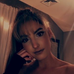 Meet your Posher, Nina